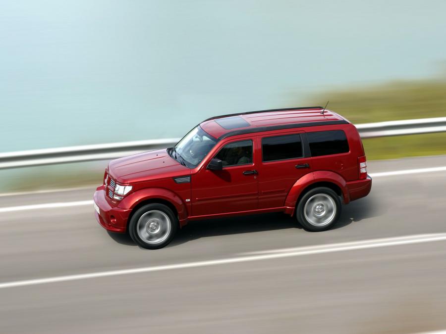  Dodge Nitro 2006 года  (EU) (фото 1 из 19)